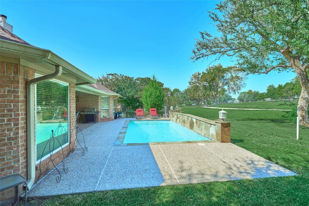 121 April Waters Drive N - Photo 44