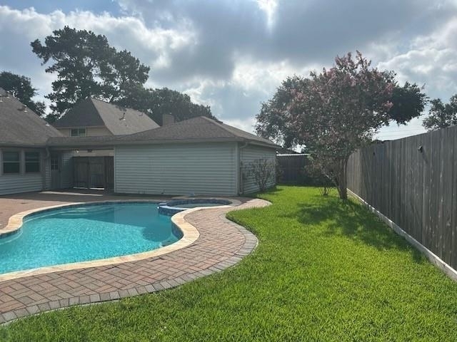 18015 Heaton Drive - Photo 16