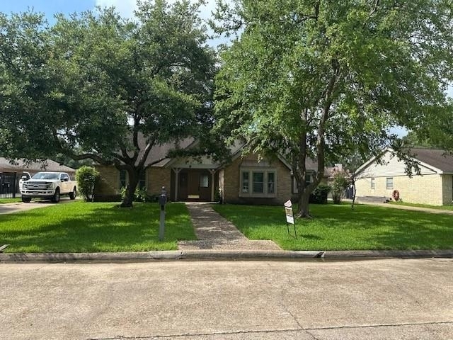 18015 Heaton Drive - Photo 3