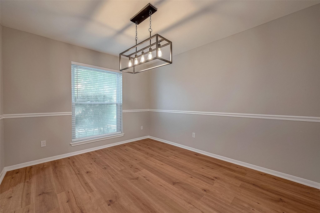 14736 Perthshire Road - Photo 4