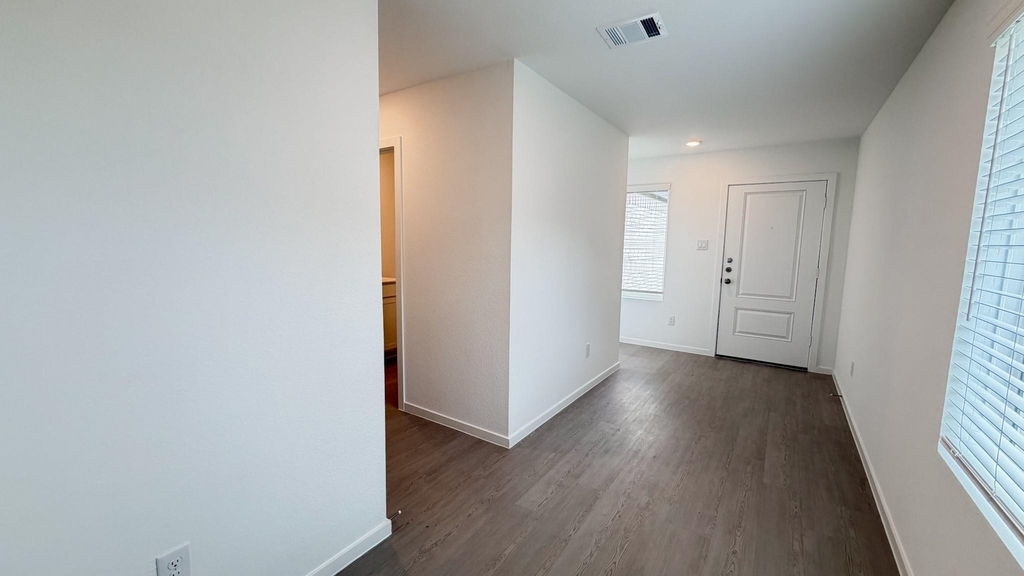 31418 Casacalenda Lane - Photo 3
