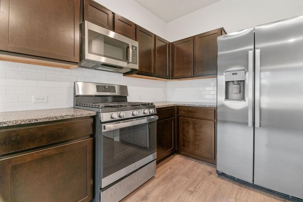 403 Magnolia Street - Photo 5