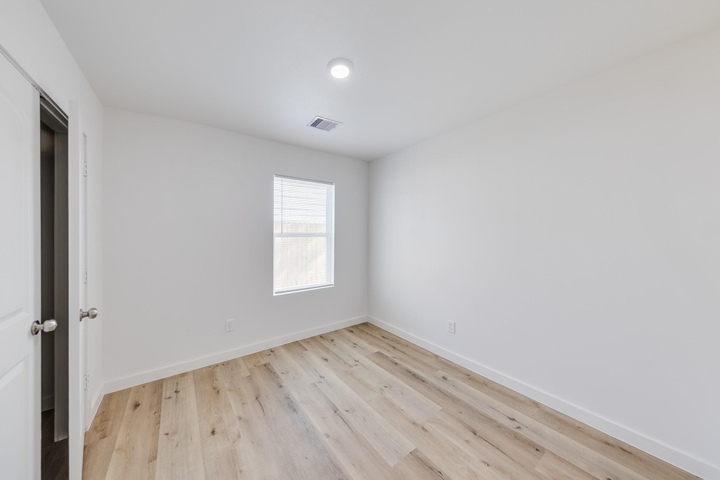 3635 Ward Street - Photo 19