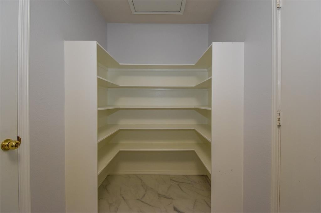 16122 Speyburn Court - Photo 11