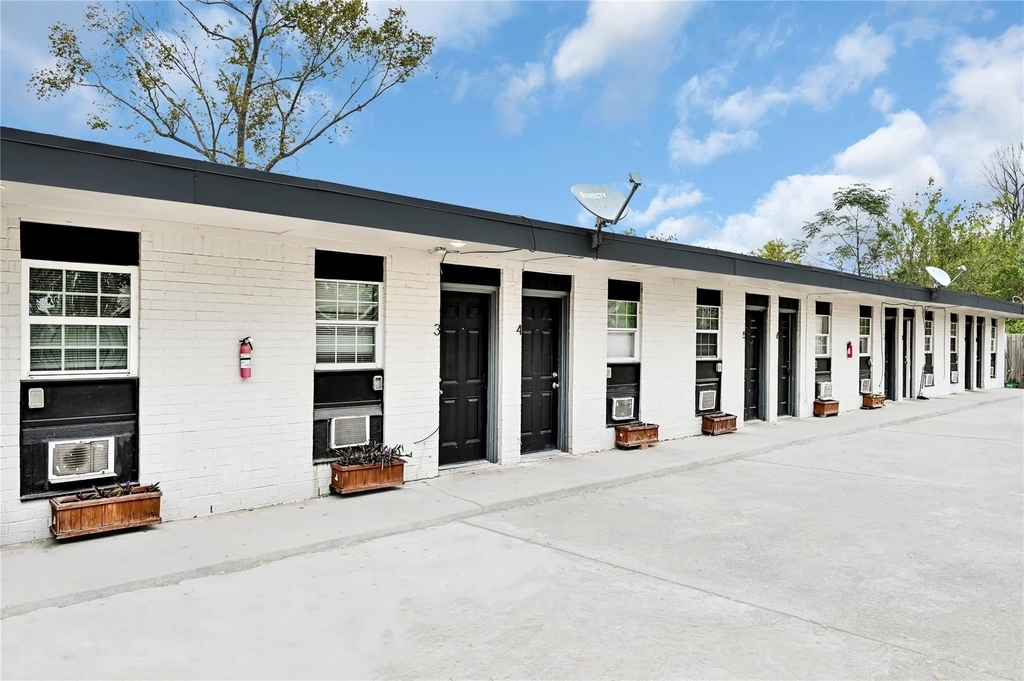 3714 Dabney Street - Photo 0