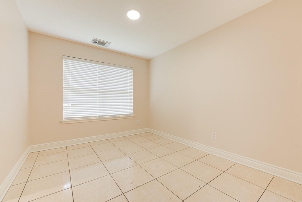 7322 Parkland Manor Drive - Photo 4