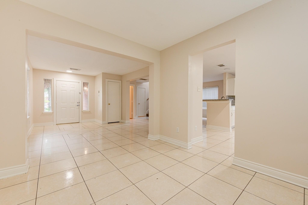 7322 Parkland Manor Drive - Photo 5