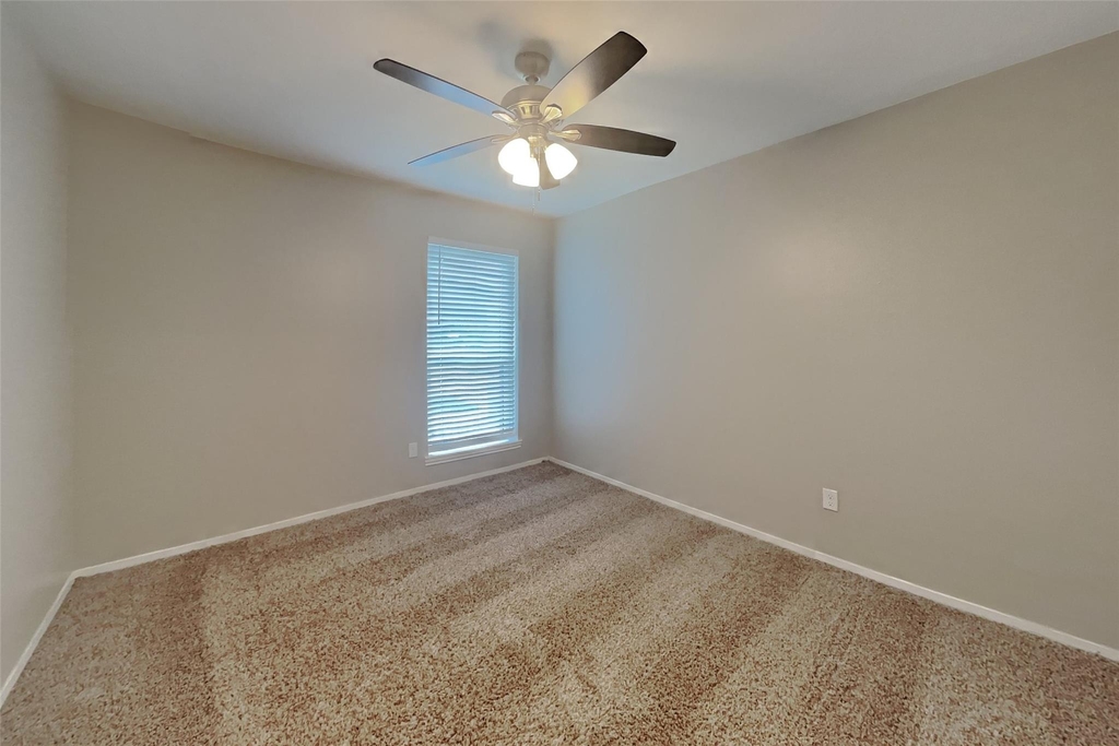 5362 Marian Street - Photo 13