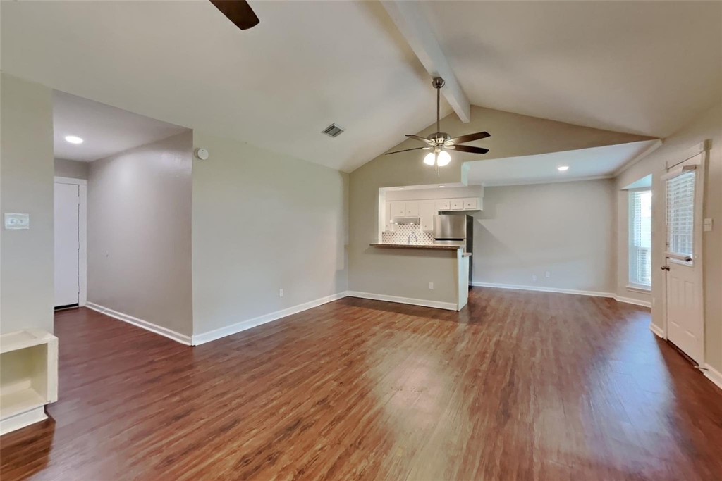 5362 Marian Street - Photo 5
