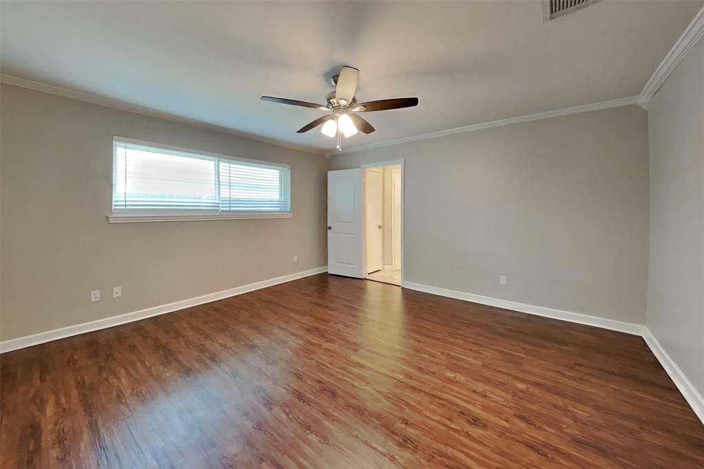 5362 Marian Street - Photo 6