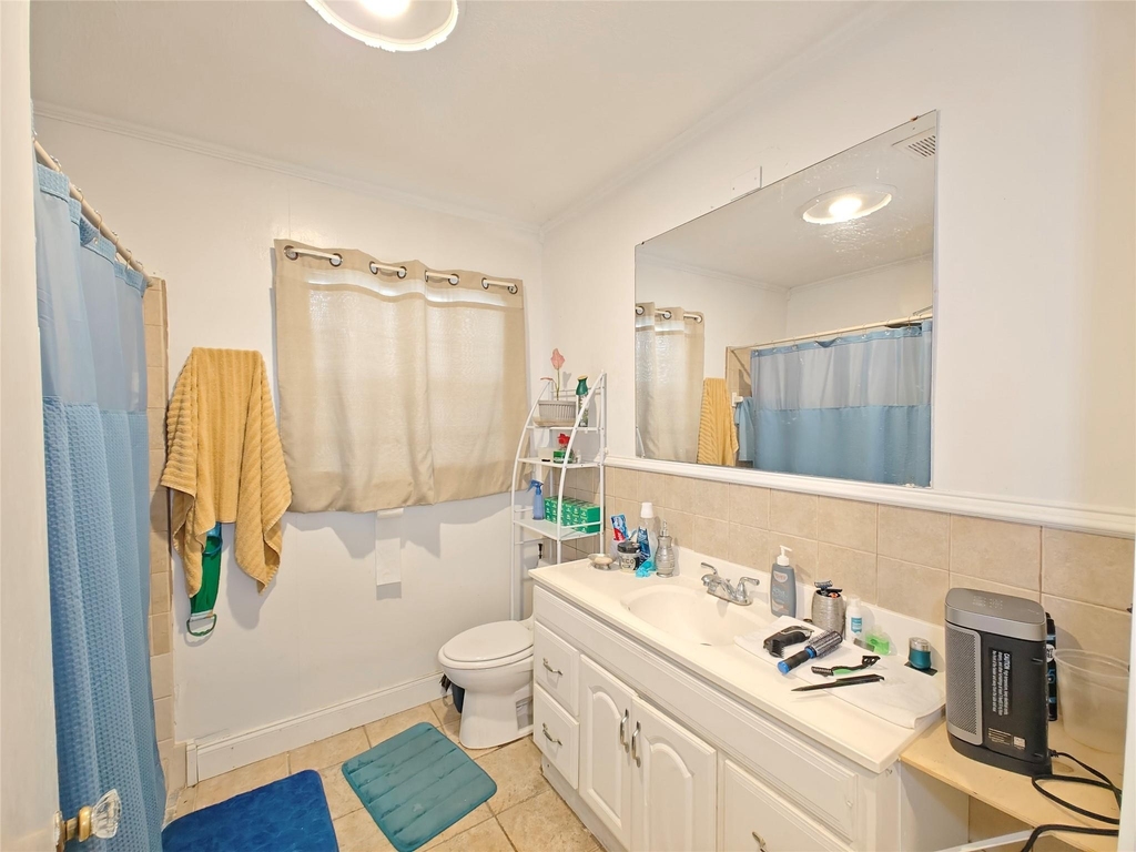 7931 Scanlock Street - Photo 6