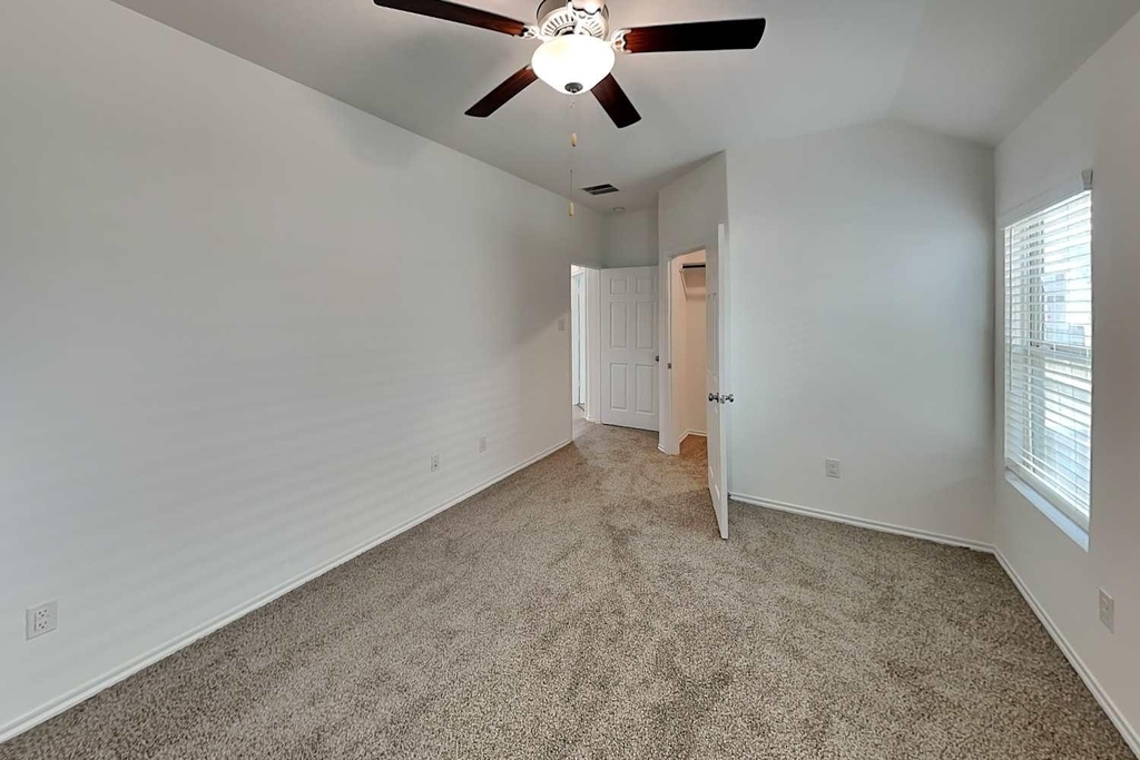 18755 Faustina Way - Photo 5