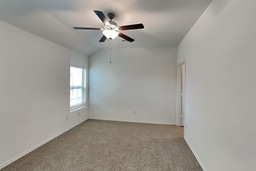 18755 Faustina Way - Photo 6