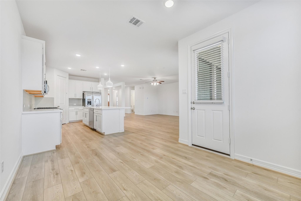 4116 Silver Falls Lane - Photo 10