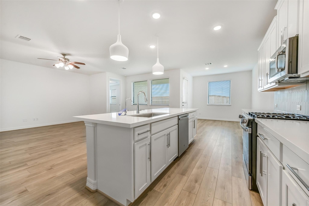 4116 Silver Falls Lane - Photo 8