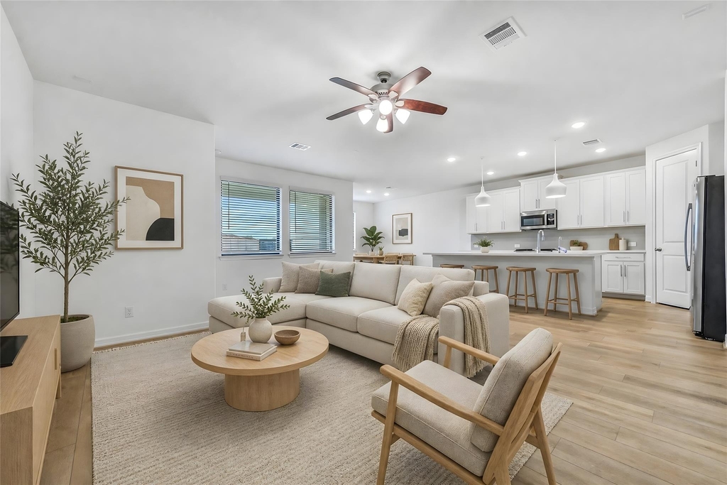 4116 Silver Falls Lane - Photo 2