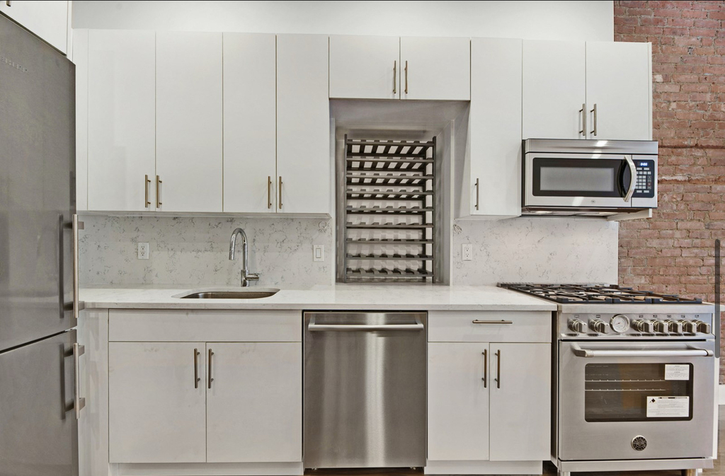 121 Madison Avenue - Photo 1