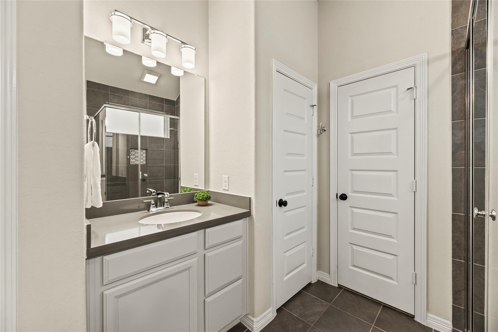 9019 Stanley Oak Drive - Photo 18
