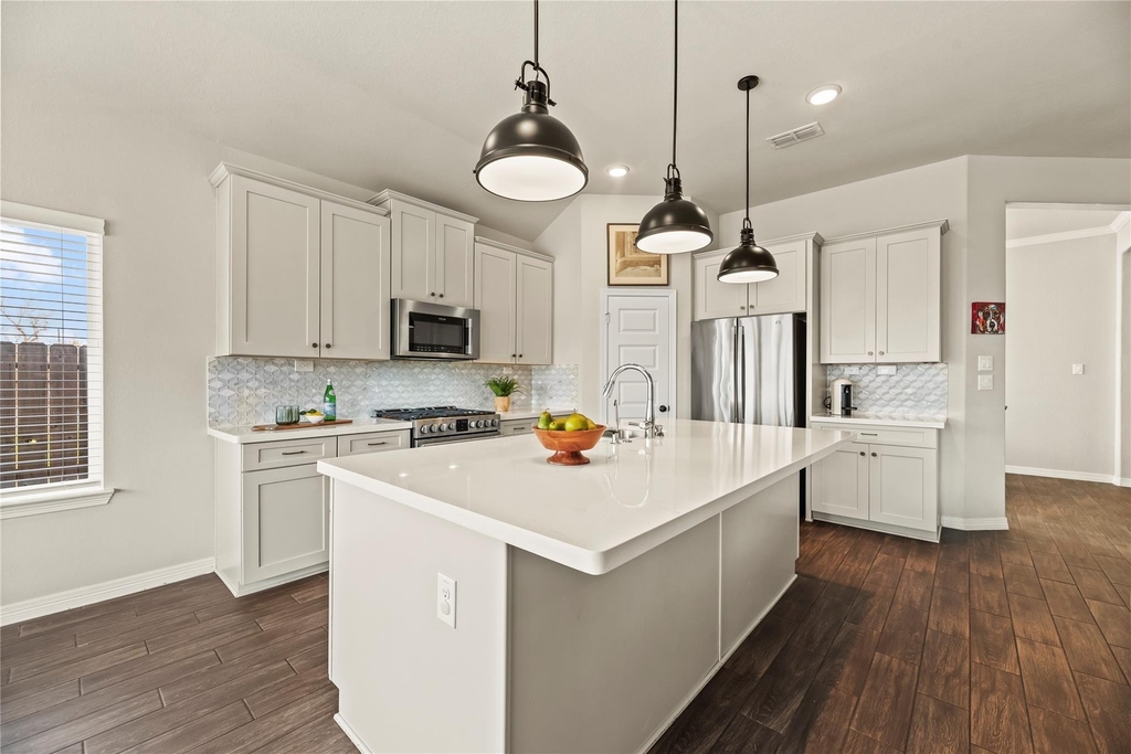 9019 Stanley Oak Drive - Photo 4