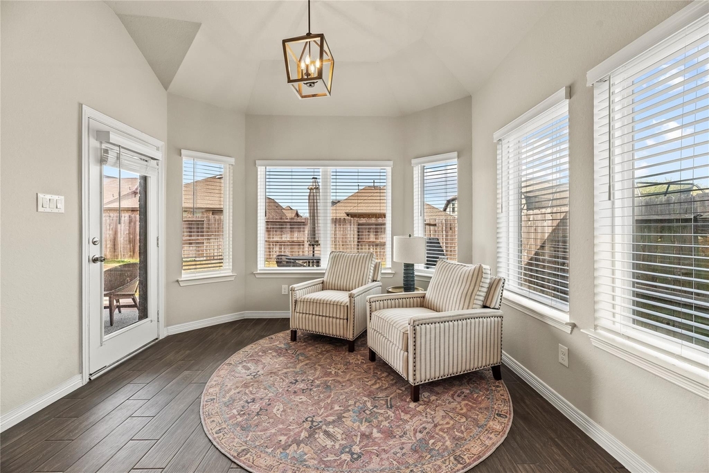 9019 Stanley Oak Drive - Photo 8