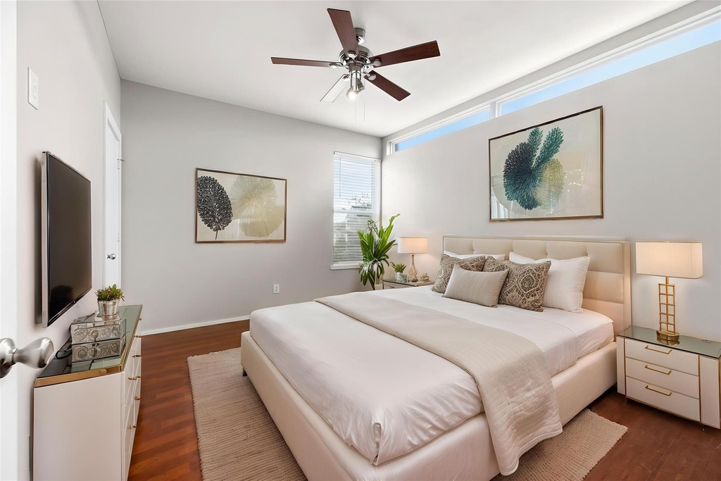 1107 W 17th Street - Photo 11