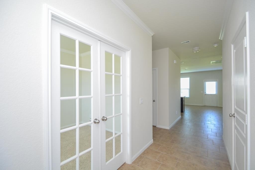 5827 Banyan Oak Court - Photo 3