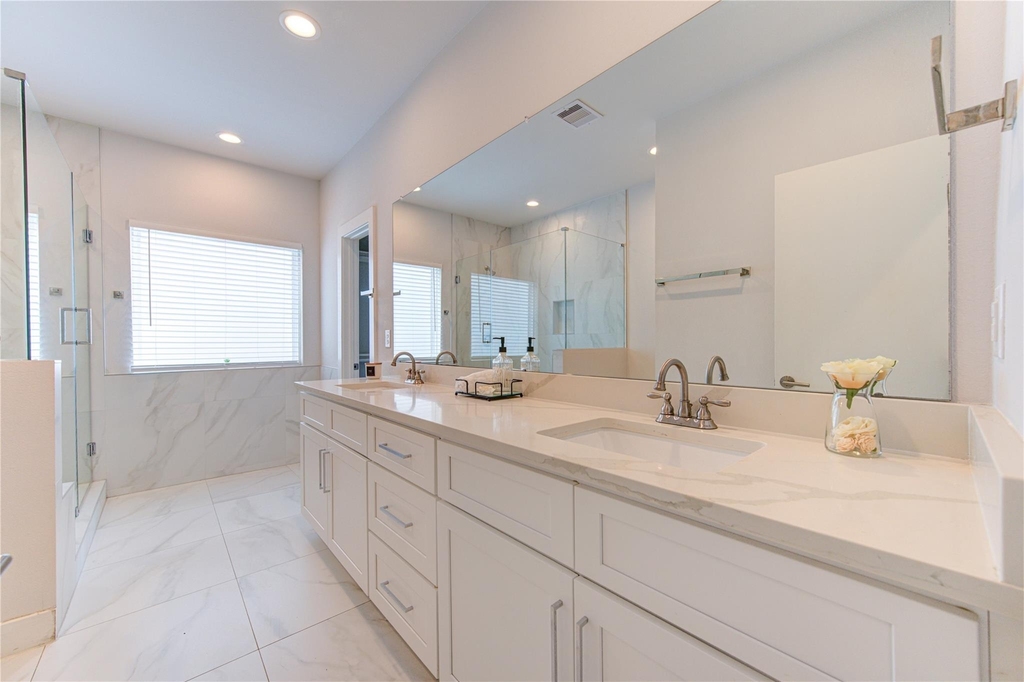 847 Rachel St - Photo 4