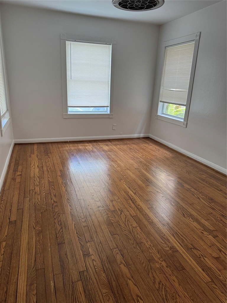 2245 Welch Street - Photo 3