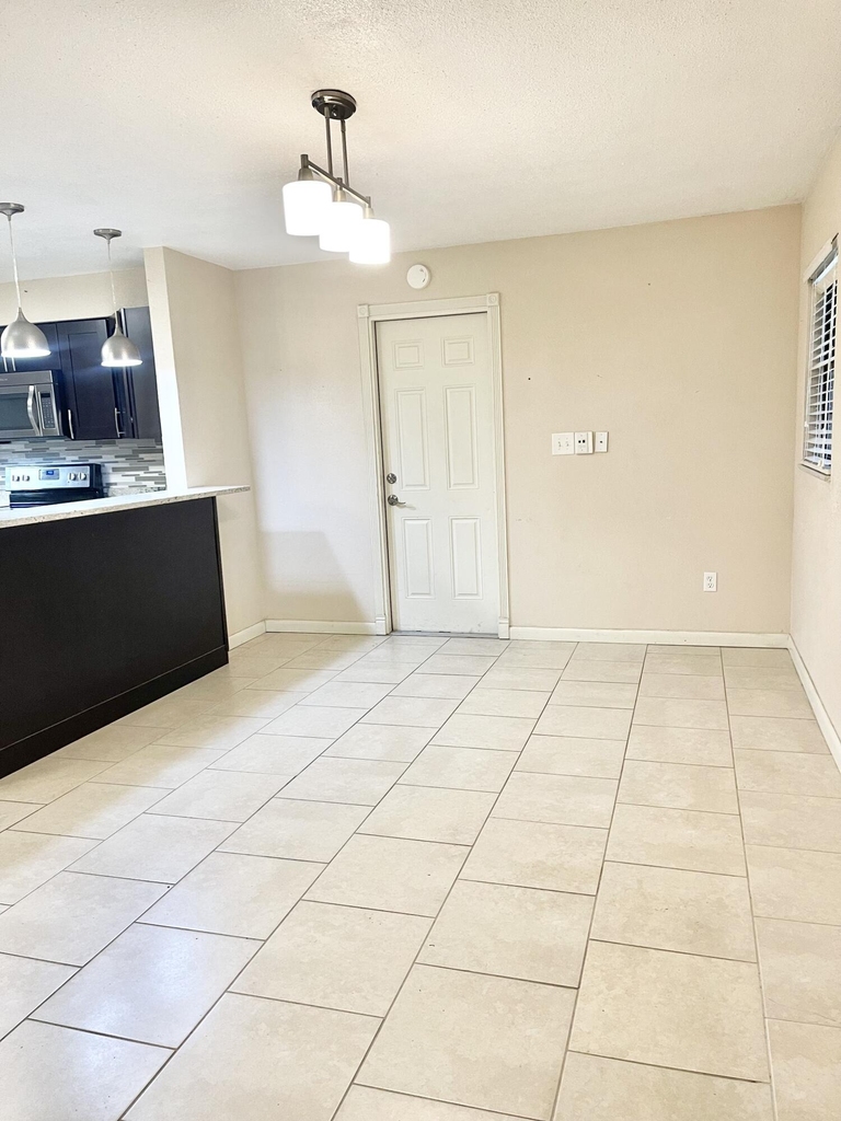 3025 Briarwood Lane - Photo 16