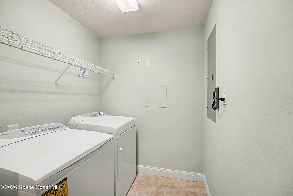 601 N Miramar Avenue - Photo 18