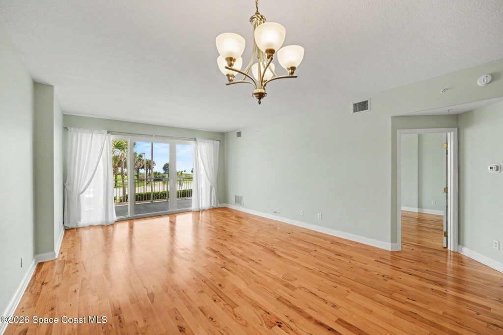 601 N Miramar Avenue - Photo 5