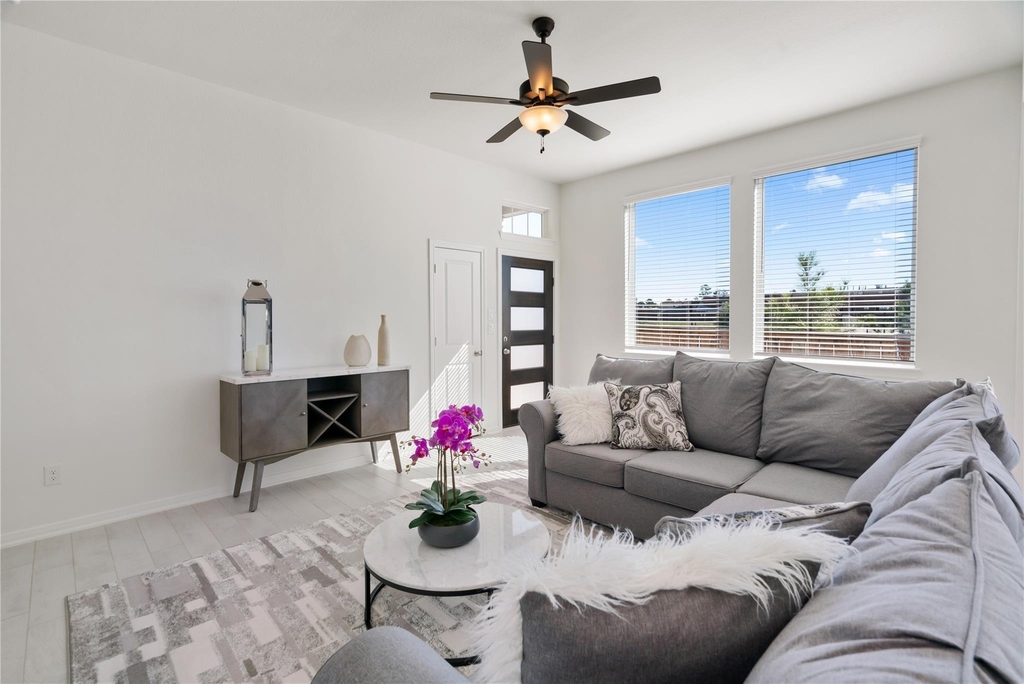 648 Silver Pear Court - Photo 10