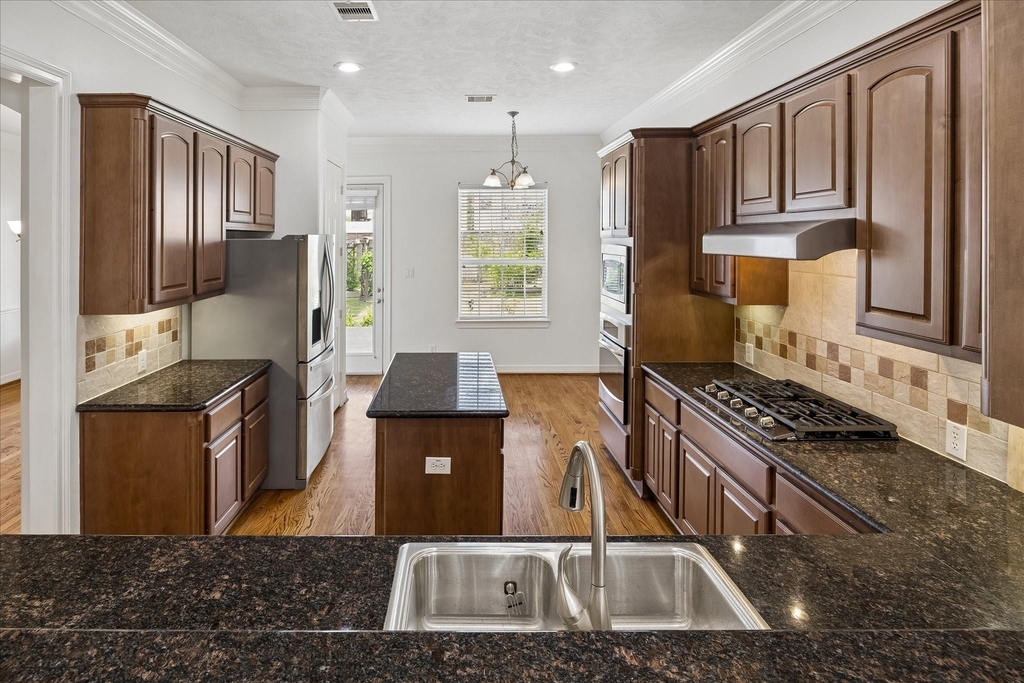7608 Janak Drive - Photo 8