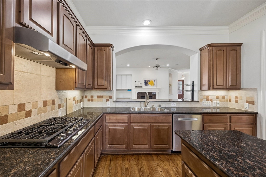 7608 Janak Drive - Photo 5