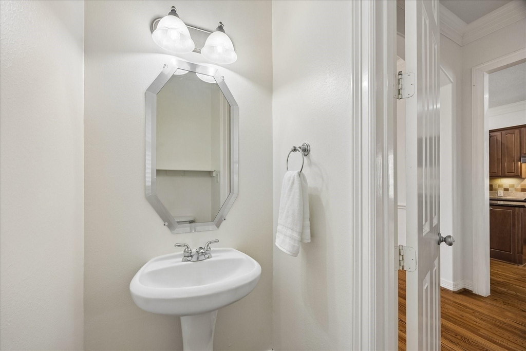 7608 Janak Drive - Photo 11