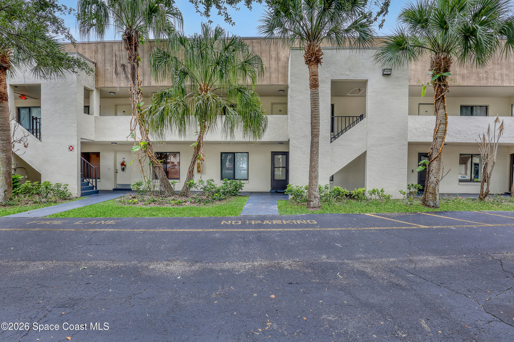 200 International Drive - Photo 2