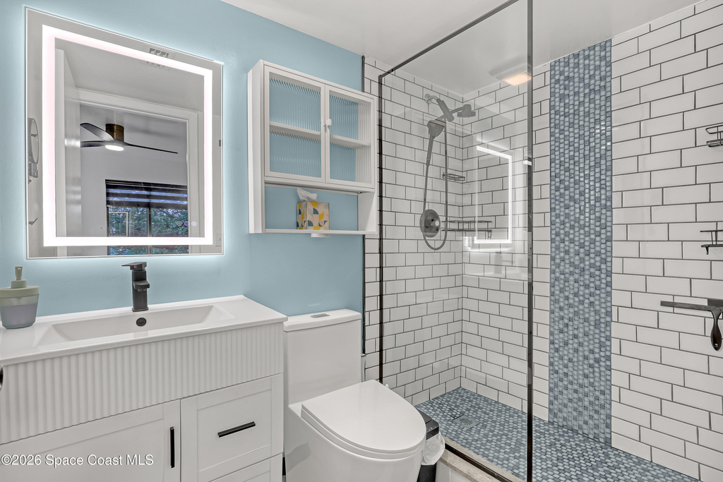 200 International Drive - Photo 16