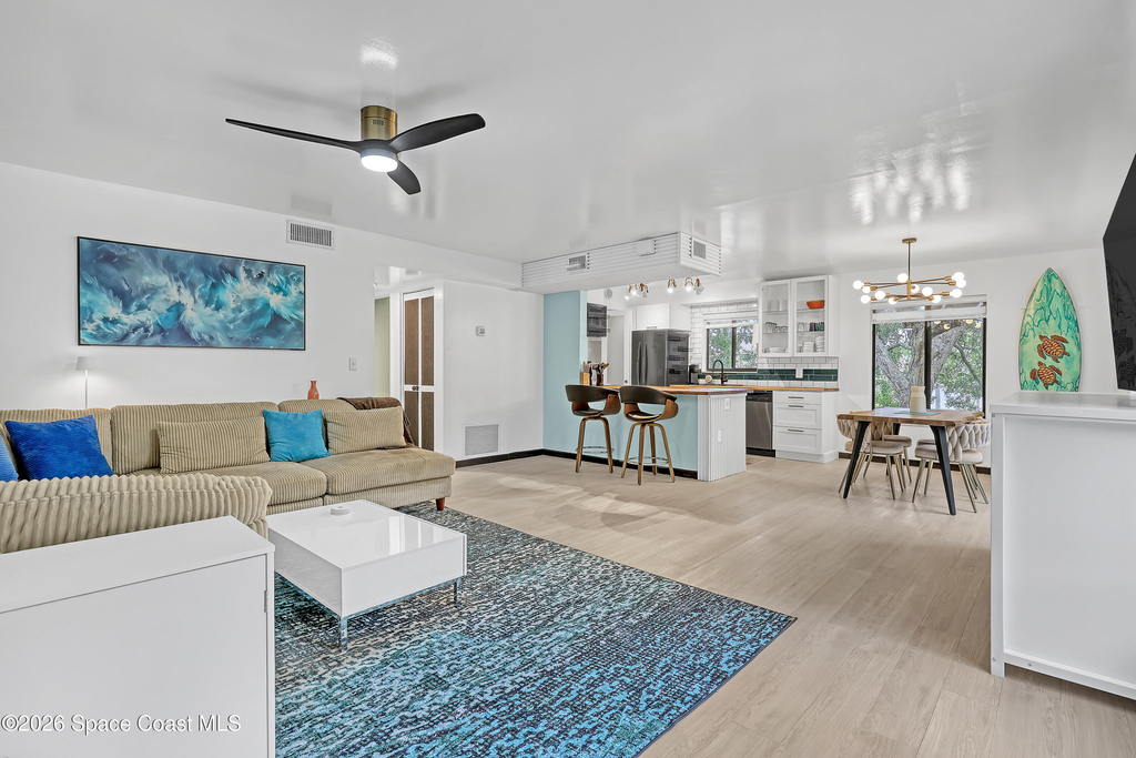 200 International Drive - Photo 4