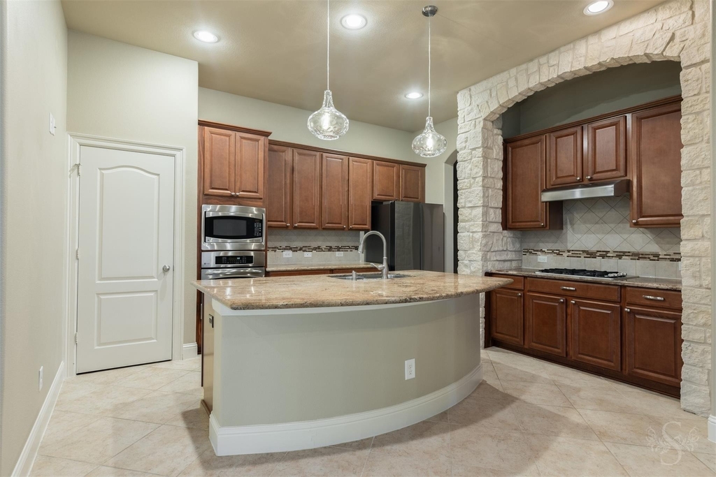 32611 Waltham Xing - Photo 11