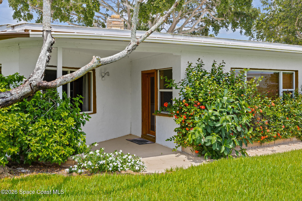 485 N Shore Drive - Photo 4