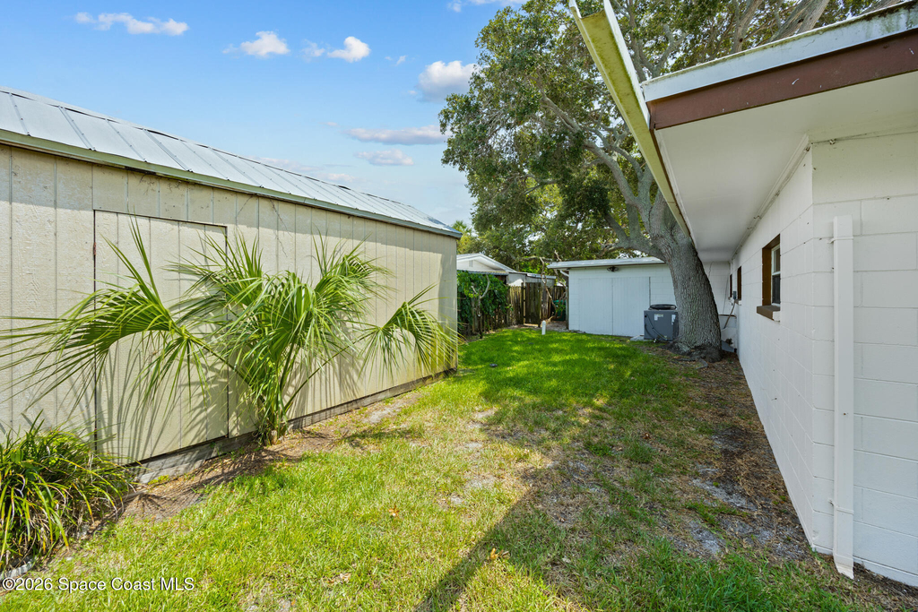 485 N Shore Drive - Photo 6