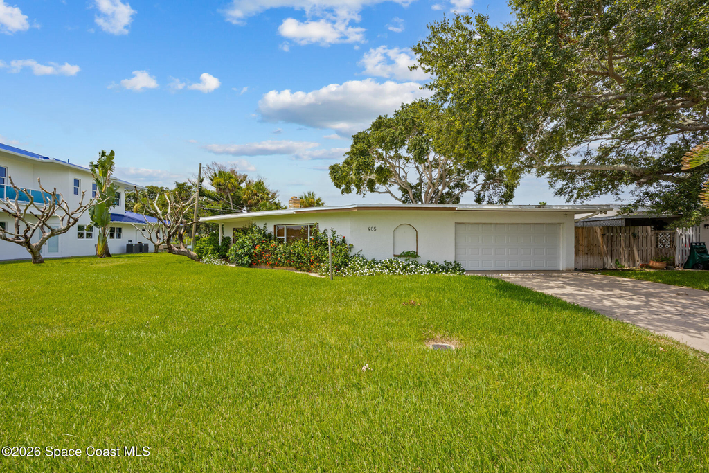 485 N Shore Drive - Photo 2