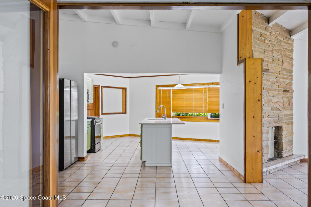485 N Shore Drive - Photo 8