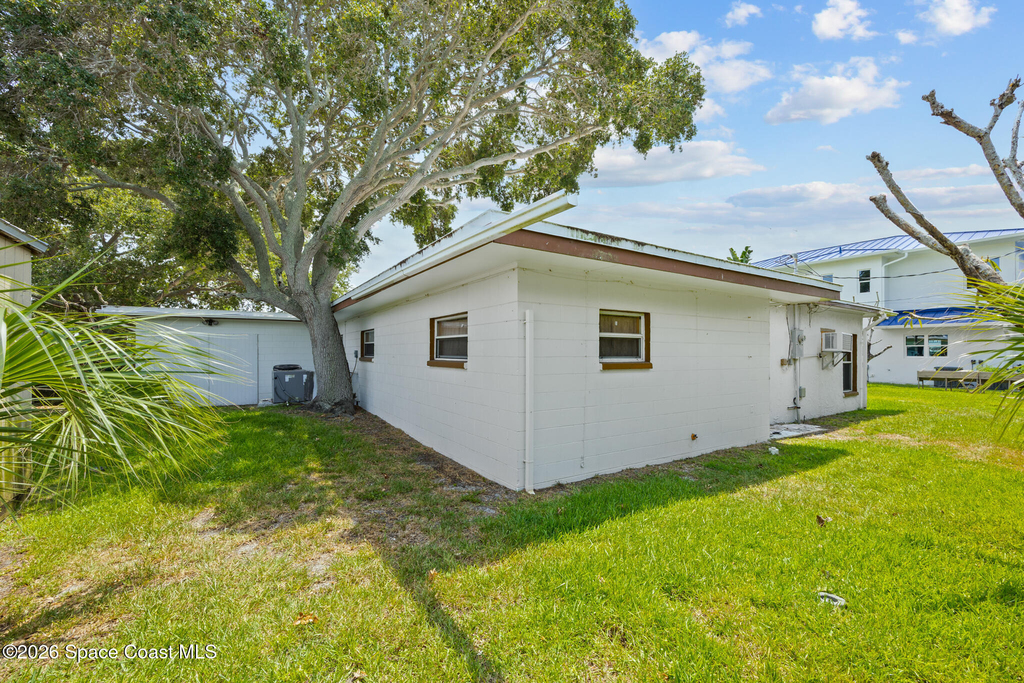 485 N Shore Drive - Photo 5