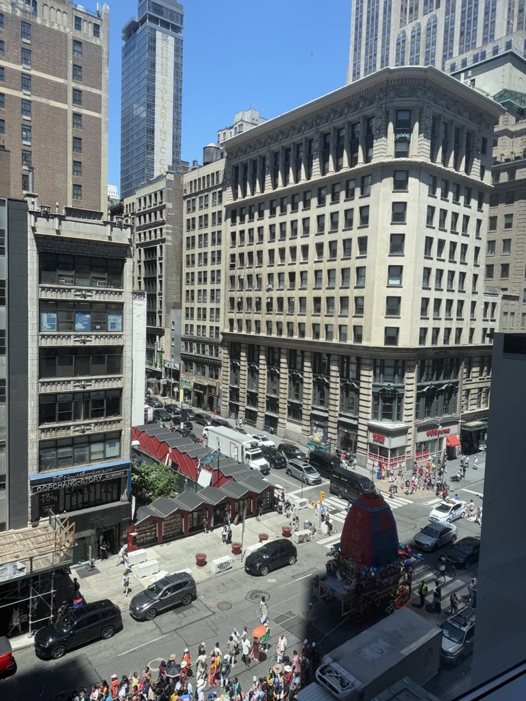 5th Avenue - Photo 8