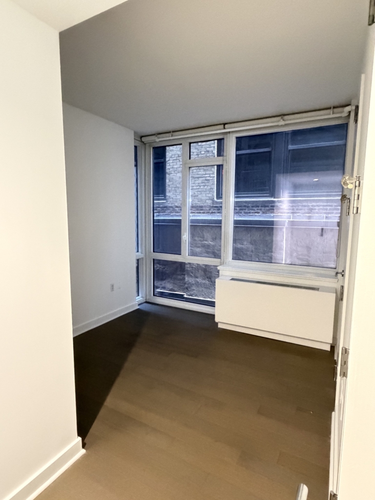 5th Avenue - Photo 11