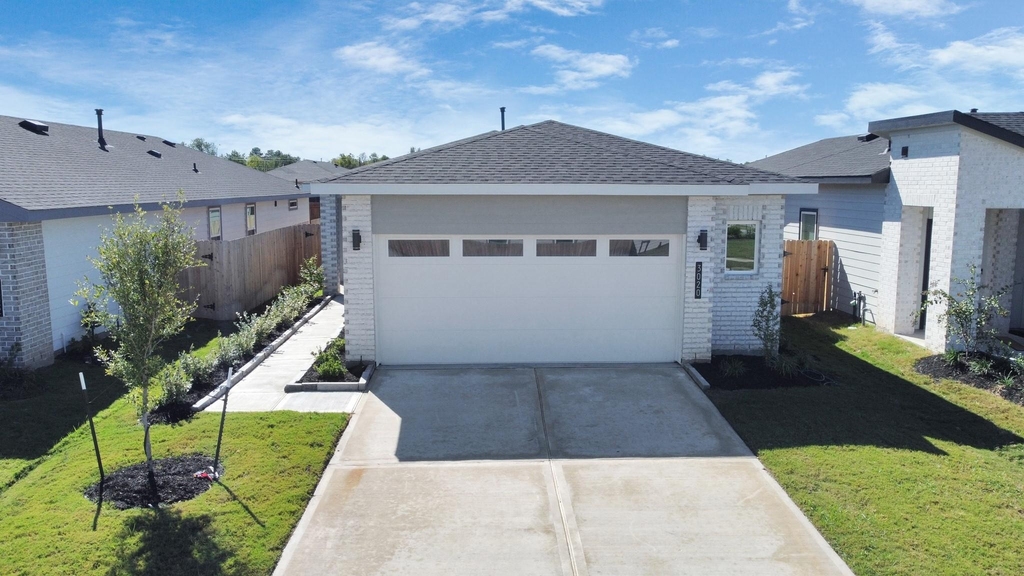 3020 Gunnersbury Drive - Photo 1
