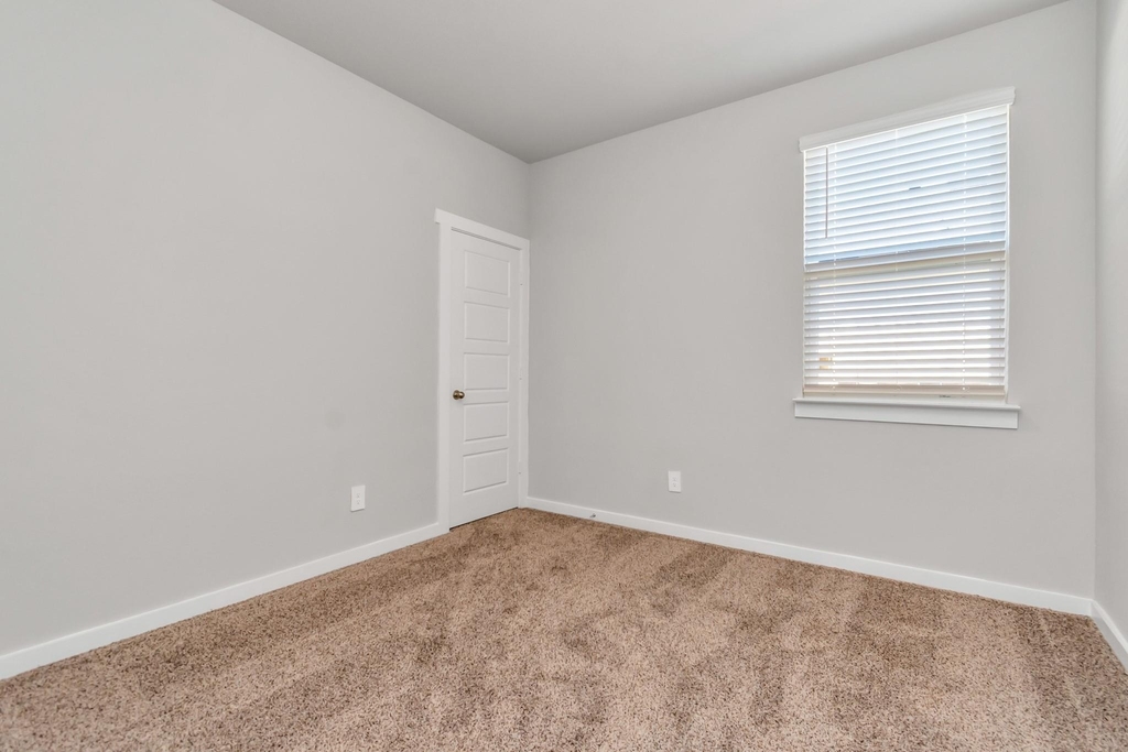 3020 Gunnersbury Drive - Photo 21