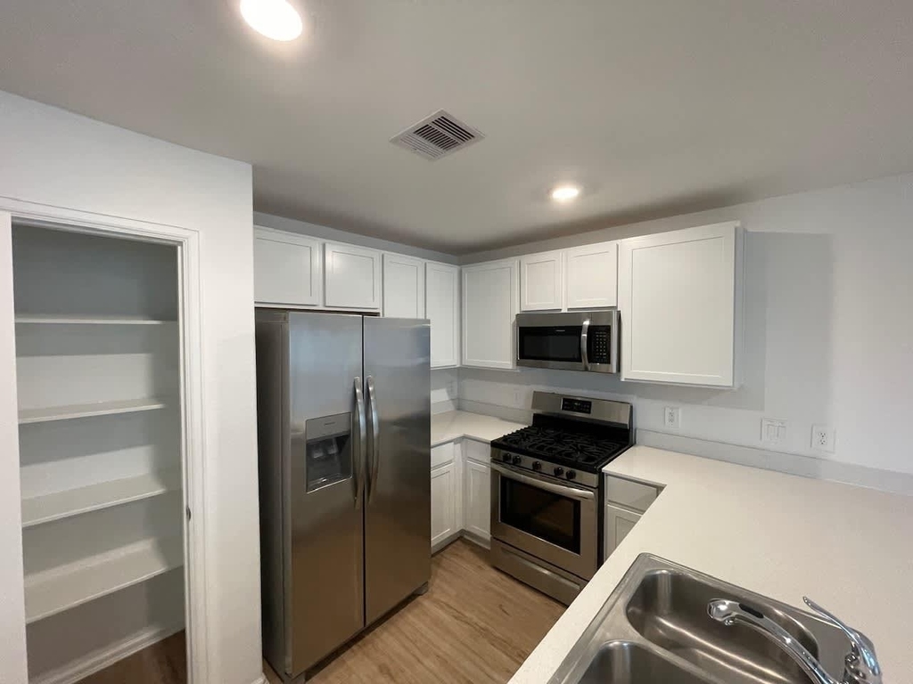 24134 Sundown View Lane - Photo 3