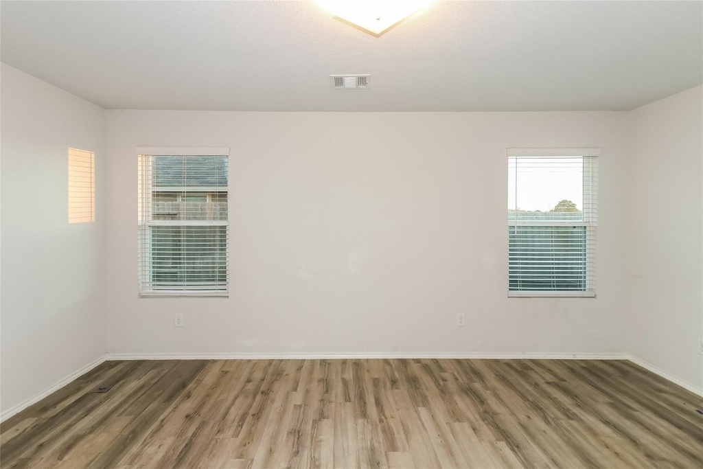 24127 Avogadro Drive - Photo 5